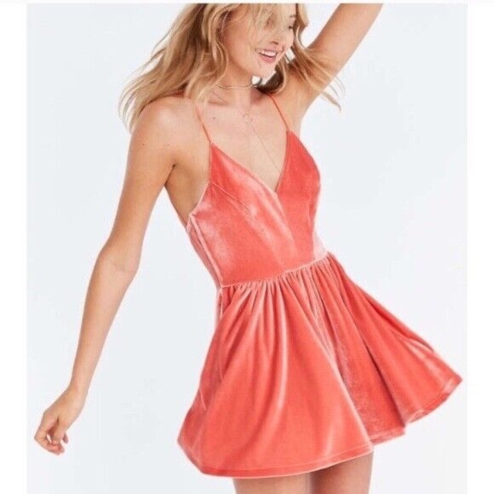 Silence + Noise Coral Velvet Vanessa Romper - Sz. XS - NWOT